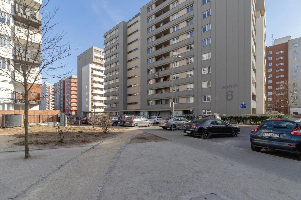Avia Apartment Three Bedroom Two Balcony Ac & Parking By Noclegi Renters Krakov Exteriér fotografie